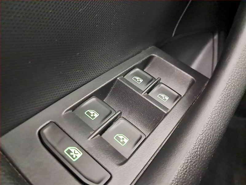 Škoda Rapid (2019) Style 1.0 TSI, ČR,1.maj - fotka 17 z 17