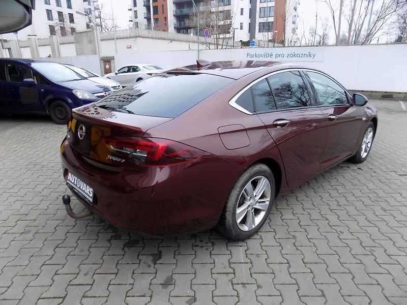 Opel Insignia (2018) 2.0 CDTI AUTOMAT  - fotka 7 z 12