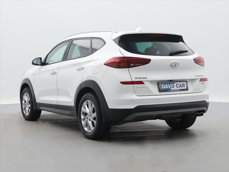 Hyundai Tucson 1,6 CRDI 4x4 CZ IceBreaker DPH - fotka 5 z 32
