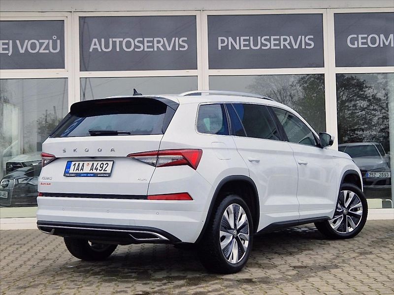 Škoda Kodiaq 2,0 TDI DSG L&K 4x4 TOP Stav - fotka 5 z 32