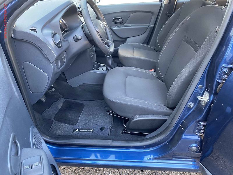 Dacia Logan (2019) 1.0, Essential, TZ, +kola - fotka 9 z 15