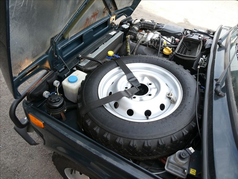 Lada Niva 1,7 i 4x4 61kW LPG, DPH, ČR - fotka 35 z 37