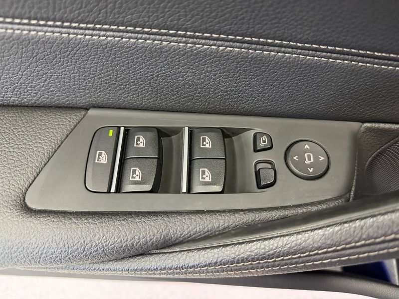 BMW Řada 5 530d 210 KW xDrive M-PAKET, M- - fotka 26 z 31