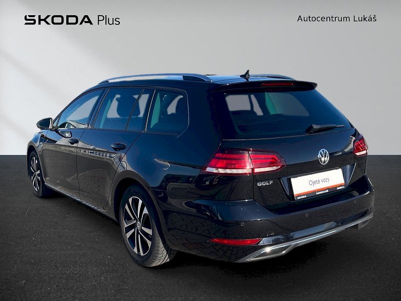 Volkswagen Golf (2020) VARIANT CL 1,0 TSI BMT OPF 6G - fotka 11 z 32