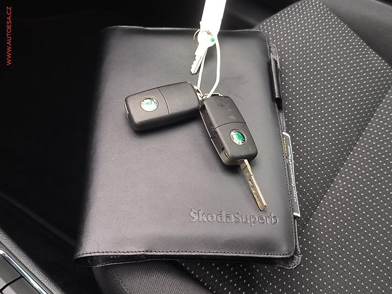 Škoda Superb (2010) 1.6 TDi, Comfort, TZ - fotka 18 z 18