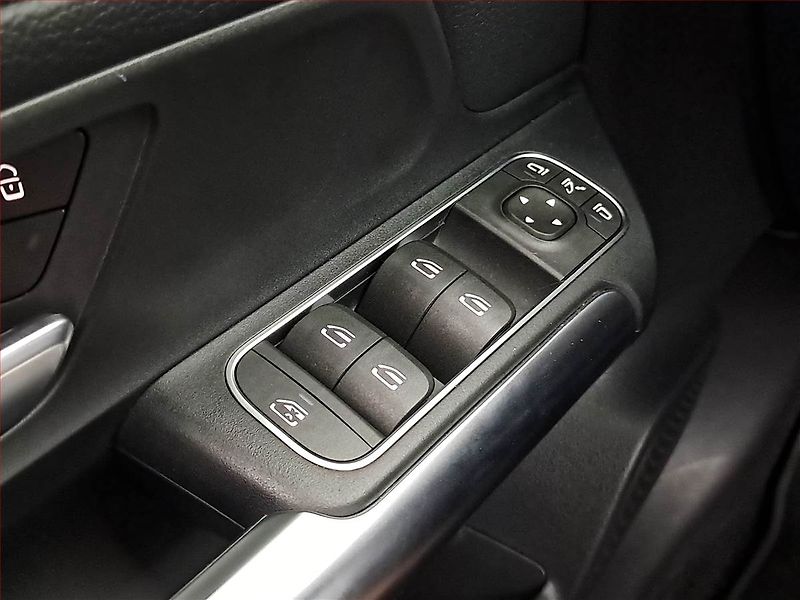 Mercedes-Benz Třídy B (2019) B 180, Automat, ČR,1.maj - fotka 21 z 22