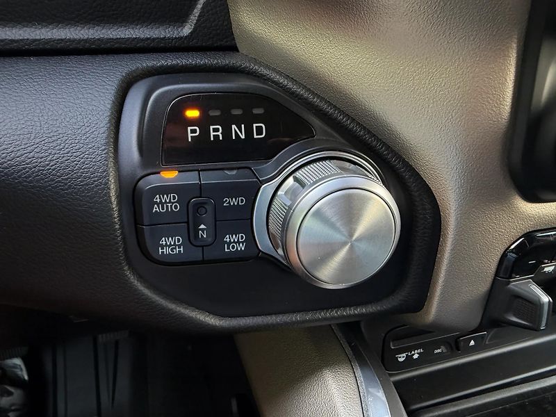 Dodge RAM (2019) +LPG+DPH+LARAMIE+ROUGH COUNTRY - fotka 21 z 23