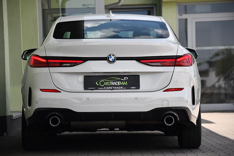 BMW Řada 2 218d M-SPORT 1M ČR - fotka 4 z 42