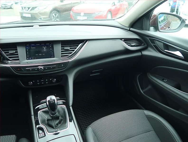 Opel Insignia (2019) 2.0 CDTI, Serv.kniha, Kůže - fotka 8 z 14