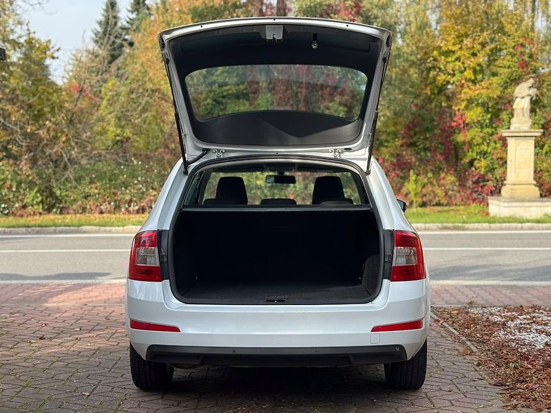 Škoda Octavia 2.0TDi STYLE 1.MAJ DPH ROZVODY - fotka 18 z 24