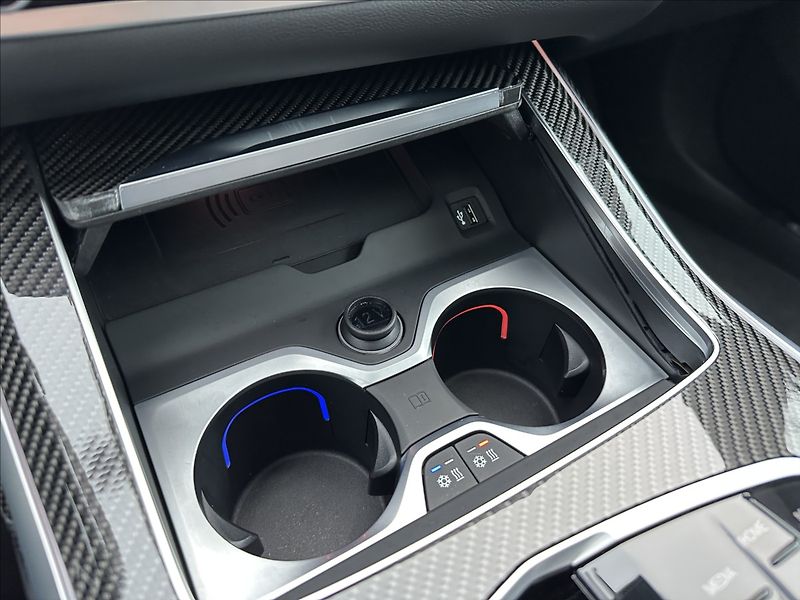 BMW X7 40d Msport Xdrive - fotka 20 z 43