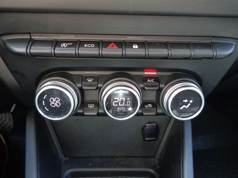 Dacia Duster 1,5 dCi 1.majitel CZ - fotka 14 z 18