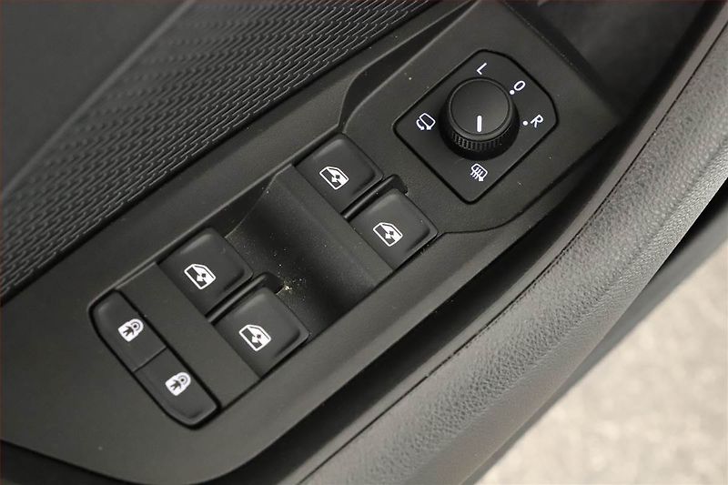 Škoda Octavia (2025) RS 2.0 TSI, RS, Navigace - fotka 9 z 20