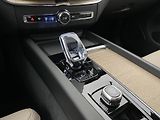 Volvo XC60 T6 AWD DARK PLUS AUT CZ - náhled 27