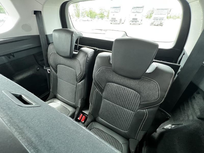 Renault Grand Scénic 1.3TCe AT Intense 7-Míst TZ - fotka 24 z 26