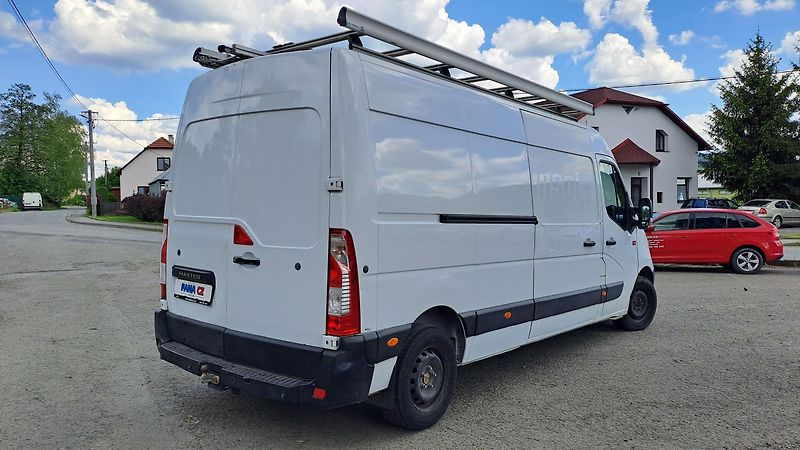 Renault Master 2.3 DCI 35 RT NAVI Nosič - fotka 5 z 21
