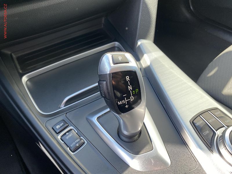BMW Řada 3 (2018) 2.0 D 320d, AT, LED, TZ, - fotka 17 z 21