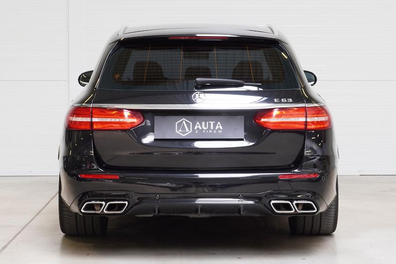 Mercedes-Benz Třídy E 63 AMG,4m,Klima.sed,ACC,Pano - fotka 7 z 43