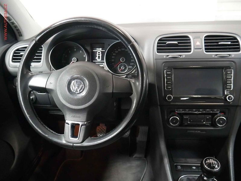 Volkswagen Golf (2009) 1.4TSi, AC, park.čidla - fotka 13 z 20