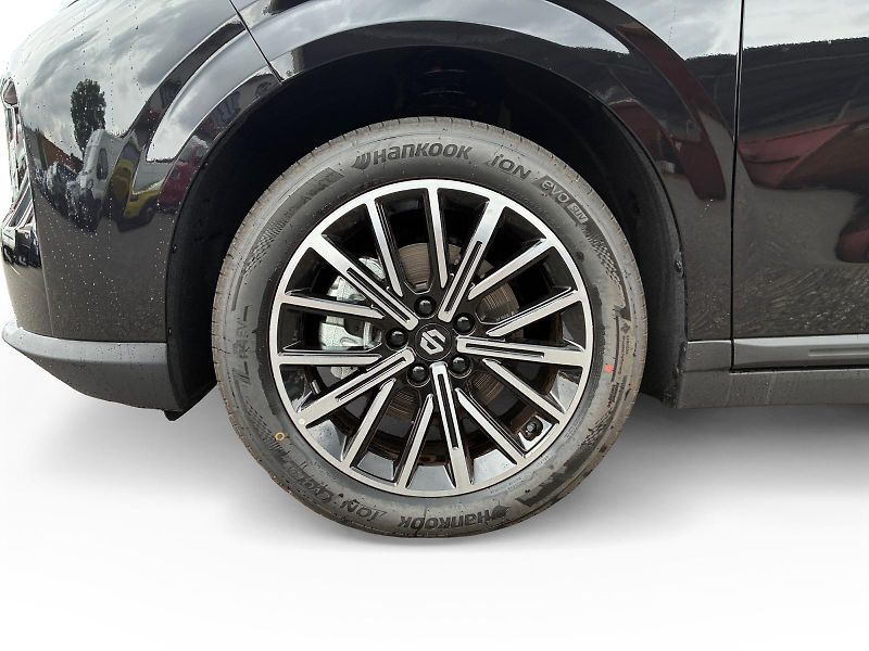 Leapmotor B10 (2026) Design Hybrid EV       - fotka 14 z 15