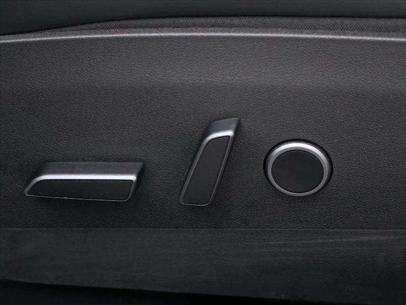 Tesla Model 3 Long Range 75kWh AWD sOH 93,2% - fotka 17 z 32