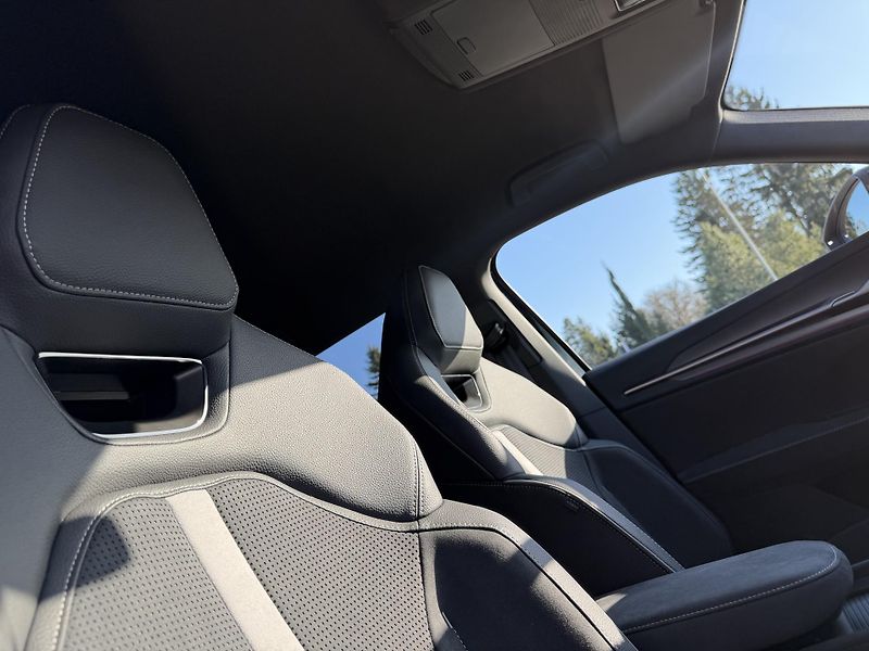 Škoda Kodiaq (2026) 2.0TDI 110kW SPORTLINE R19 CZ! - fotka 33 z 43