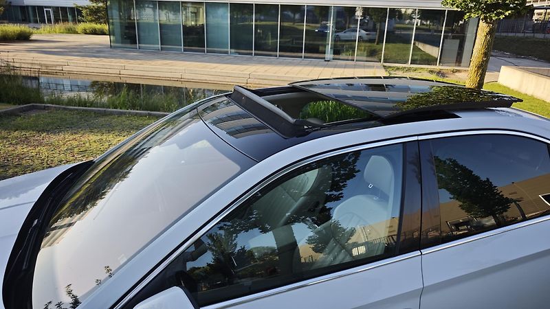 Škoda Superb (2016) L&K 4x4 Reálná plná výbava, ČR - fotka 8 z 17