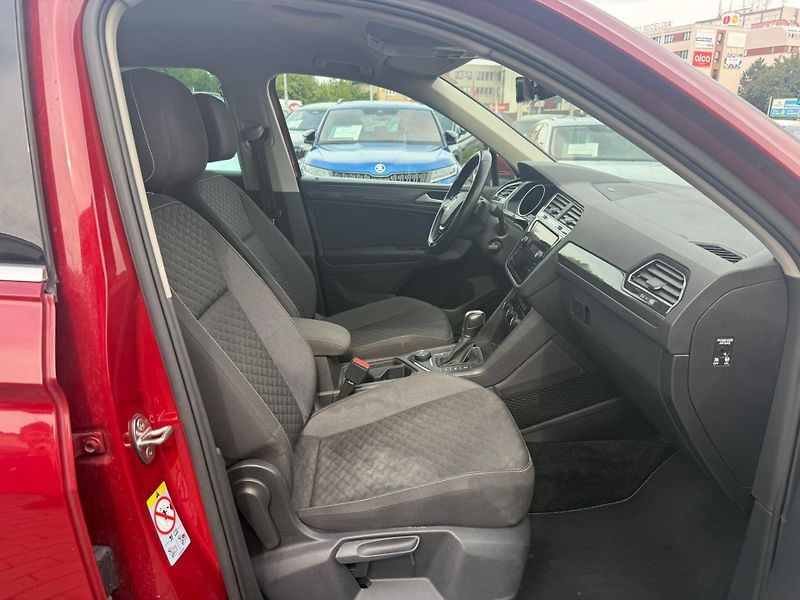 Volkswagen Tiguan 2.0TDI 110KW 4x4 DSG NOVÝ MOTO - fotka 9 z 20