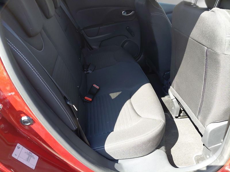 Renault Clio (2017) 1,2i 54 kW Limited - fotka 21 z 23