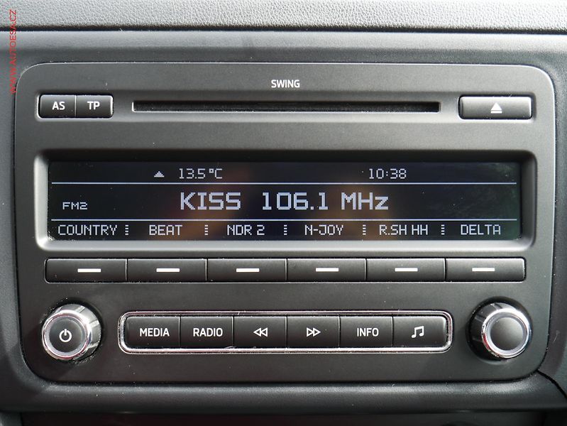 Škoda Rapid (2012) 1.2 TSi, Výhřev sed, AC - fotka 13 z 16