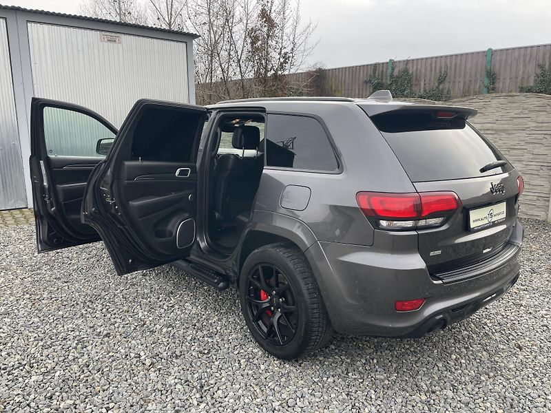 Jeep Grand Cherokee 6.4i 480PS HEMI SRT CZ 78000KM - fotka 114 z 187
