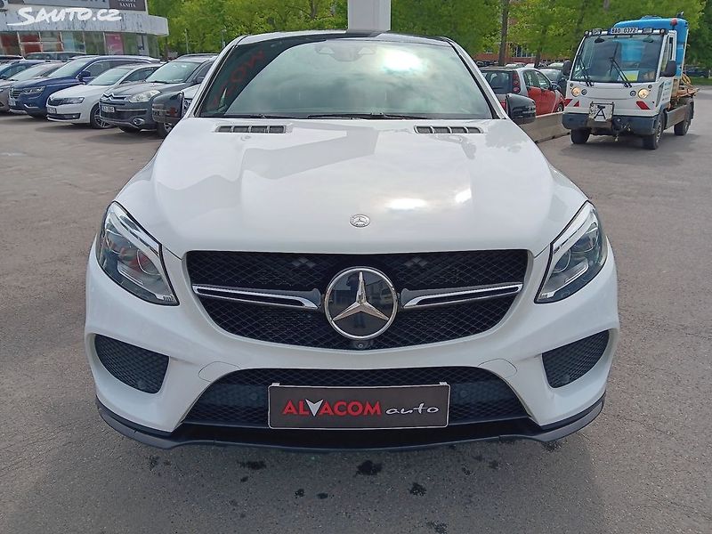 Mercedes-Benz GLE COUPE 450 AMG 3.0 270kW - fotka 3 z 36