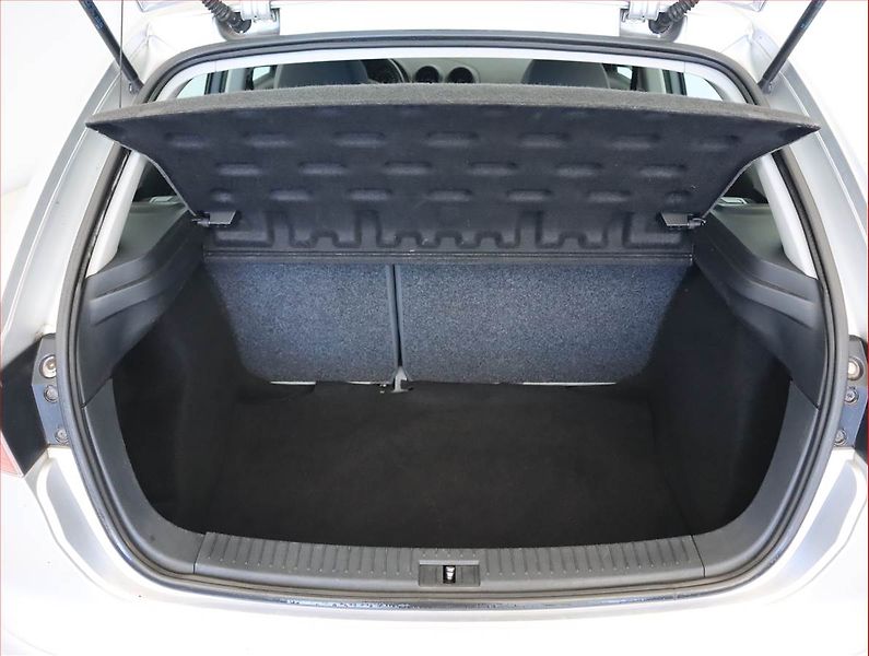 Seat Ibiza (2004) 1.4 16V, Serv.kniha, po STK - fotka 13 z 14