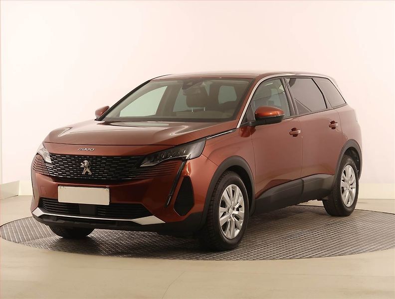 Peugeot 5008 (2021) Active Pack PureTech 130 - fotka 2 z 22