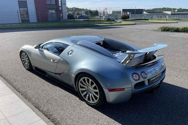 Bugatti Veyron Super Sport.
