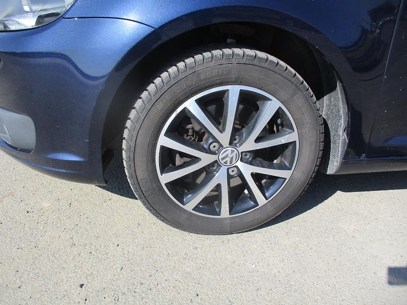 Volkswagen Touran 1.4TSi 103kW*CL*TAŽ Z.*7MÍST - fotka 19 z 46
