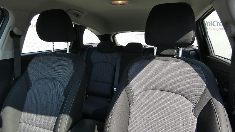 Hyundai i30 1.0 T-GDI Start Plus kombi - fotka 7 z 22