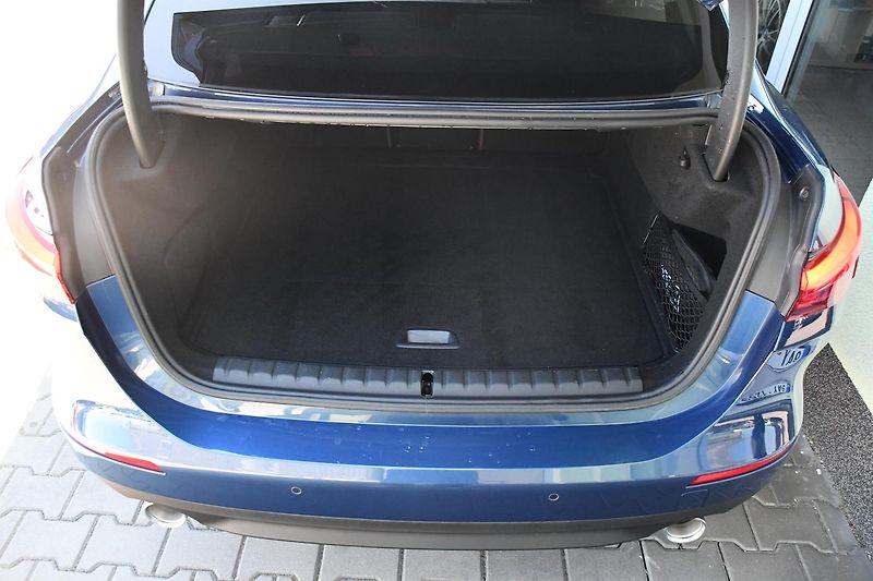 BMW Řada 2 218d NAVI KAMERA 1.M ČR - fotka 39 z 41