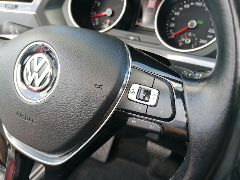 Volkswagen Tiguan Allspace (2019) 1.5 TSi DSG 7-míst - fotka 21 z 37