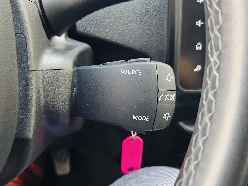 Dacia Duster (2022) 1,0 TCe 74 kW Comfort LPG - fotka 25 z 38