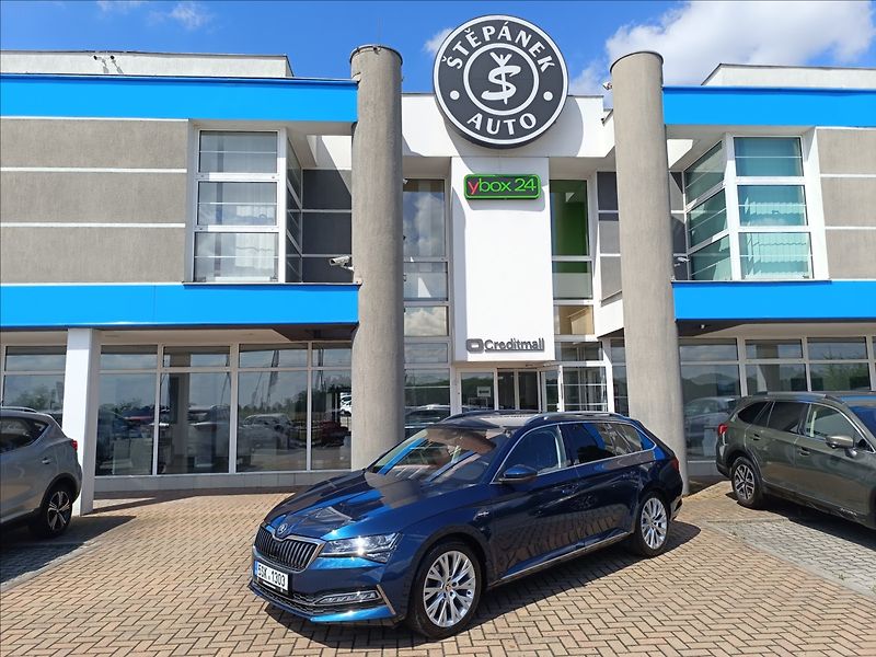 Škoda Superb 2,0 TDi, DSG Laurin & Klement - fotka 1 z 25