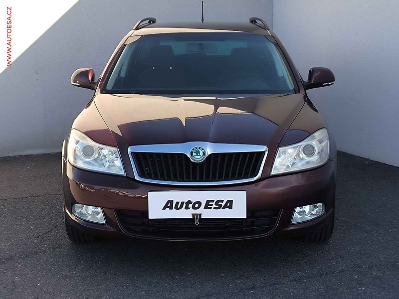 Škoda Octavia (2011) 1.4TSi, STK4/28 - fotka 2 z 15