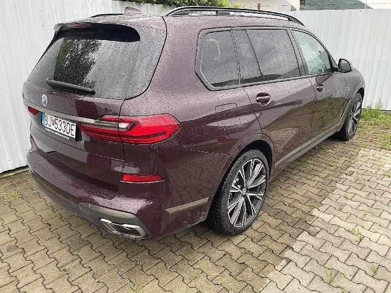 BMW X7 M50I - fotka 5 z 12