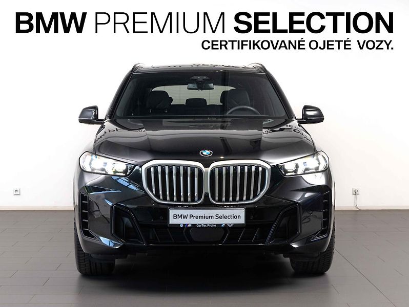 BMW X5 xDrive40d - fotka 3 z 23
