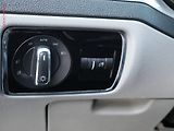 Škoda Superb (2013) 2.0 TDi 4x4, ČR, DSG, bixen - náhled 14