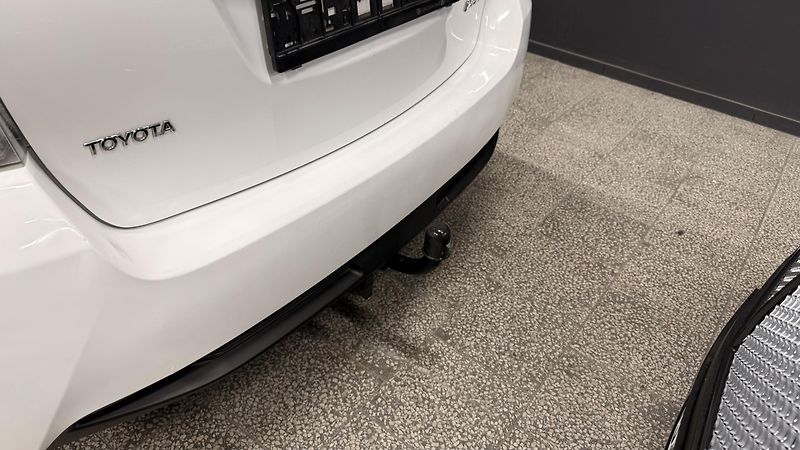 Toyota Verso (2014) 2.0DID,ČR,7 MÍST,2 MAJITEL - fotka 15 z 32