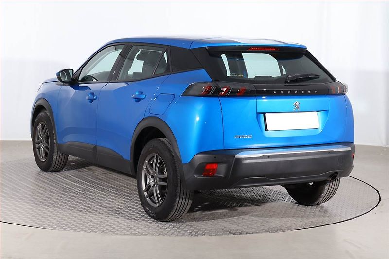 Peugeot 2008 (2020) 1.2 PureTech, Serv.kniha - fotka 4 z 24