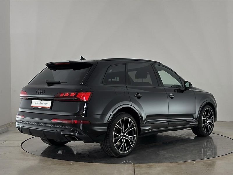 Audi Q7 S-Line TOP!! - fotka 2 z 32