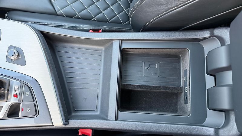 Audi SQ7 4.0 Q7 /320kW - fotka 15 z 20