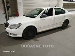 Škoda Octavia (2010) 1.4 Tsi, 1.maj, servis.kniha - fotografie inzerátu